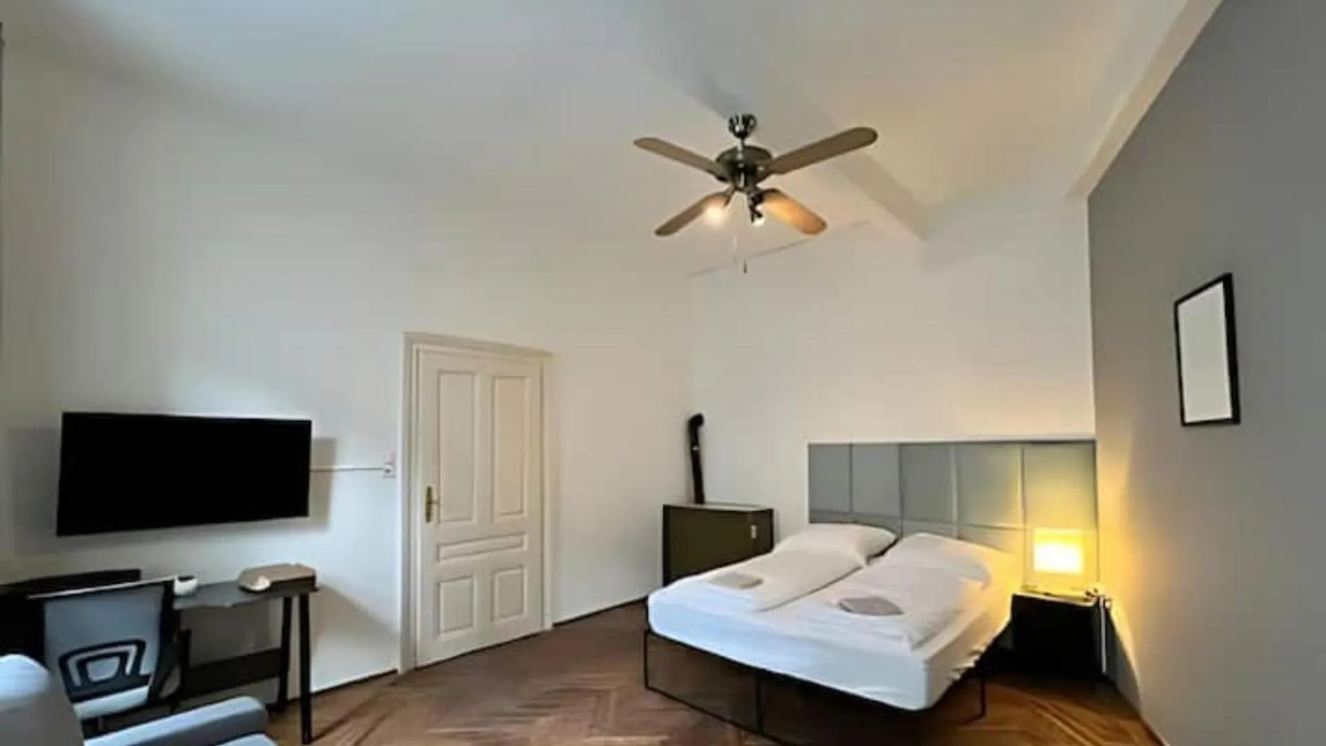 Discover Danube And Prater Stern From Our 1Br Gem Vienna